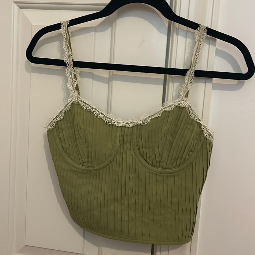 Princess polly top size 2